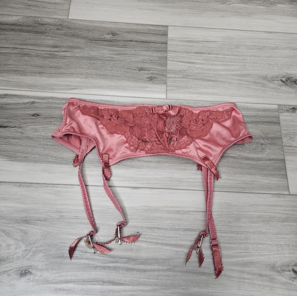 Rare Pleasure State By Victorias Secret Garter Belt Sz M
